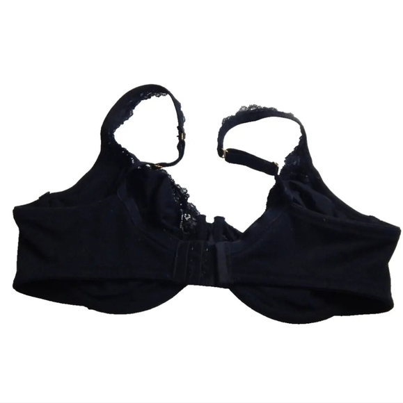 Soma Embraceable Wireless Unlined Lace Trim Bra - Picture 2 of 3